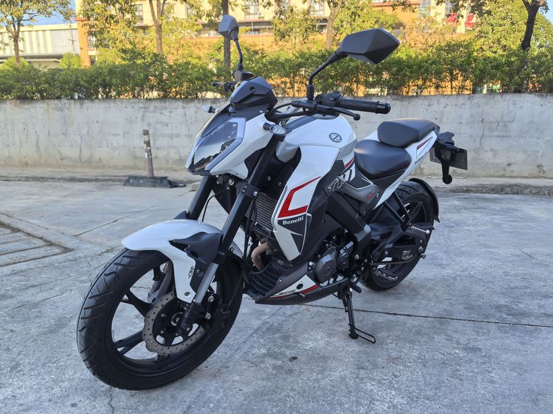 二手贝纳利小迅龙 BN150S