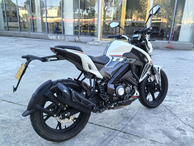 二手贝纳利小迅龙 BN150S