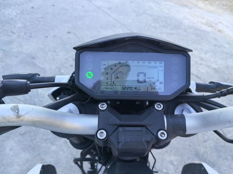 二手贝纳利小迅龙 BN150S