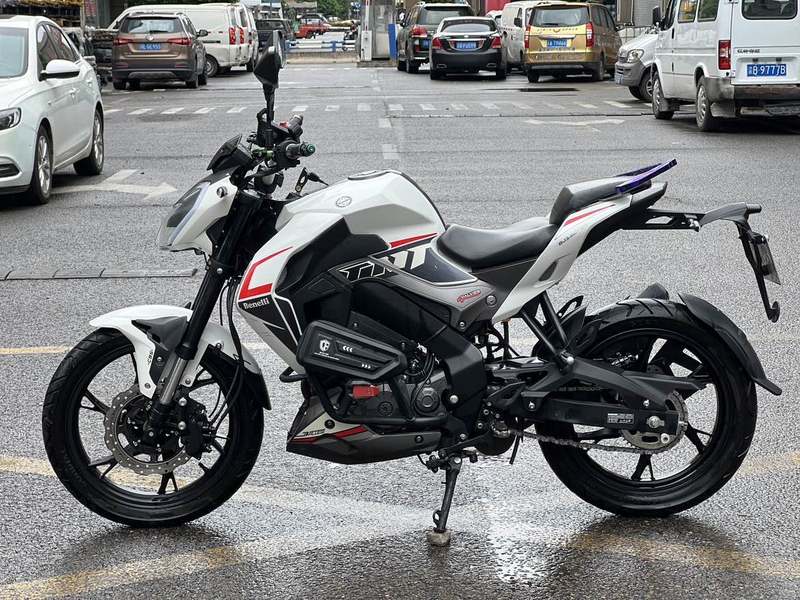 二手贝纳利小迅龙 BN150S