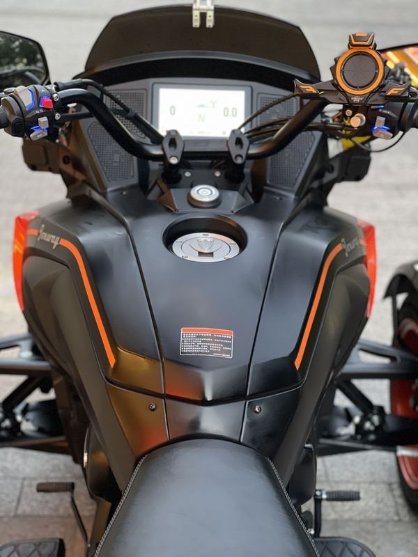 二手庄威威迪南