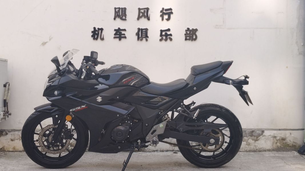 二手豪爵铃木GSX250R
