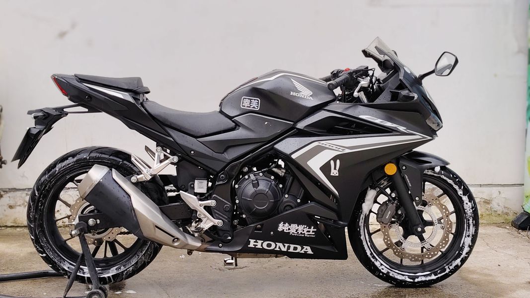 二手本田CBR400R