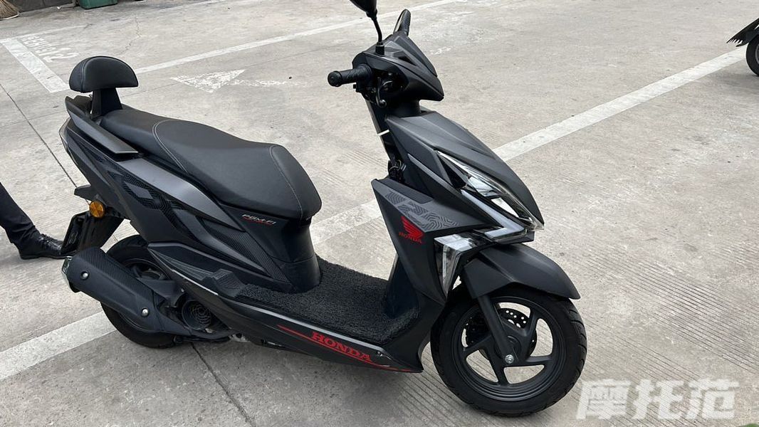 二手新大洲本田裂行 RX125Fi