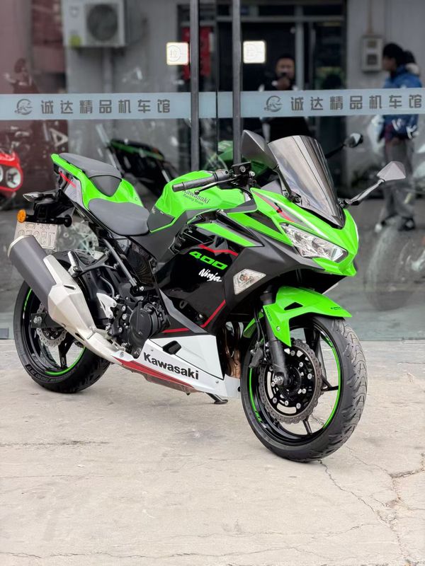二手川崎Ninja 400