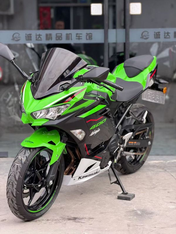 二手川崎Ninja 400