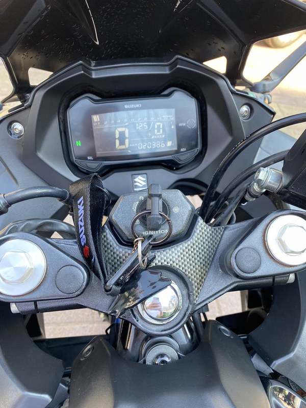 二手豪爵铃木GSX250R