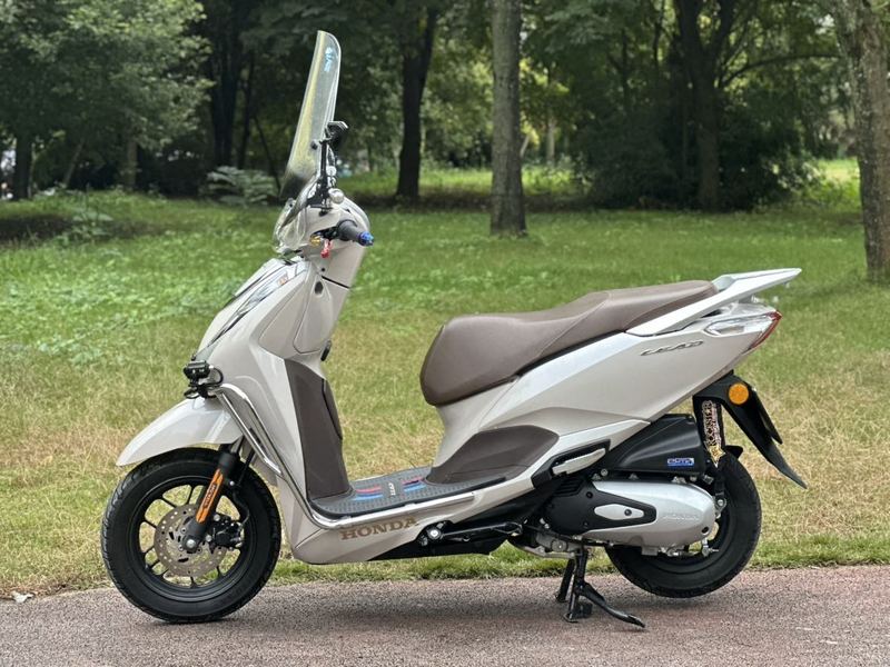 二手五羊本田Lead125