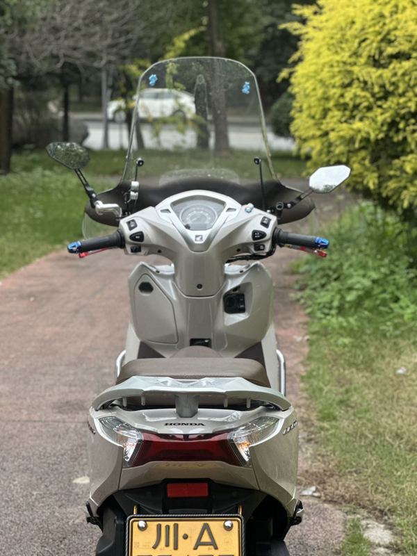 二手五羊本田Lead125