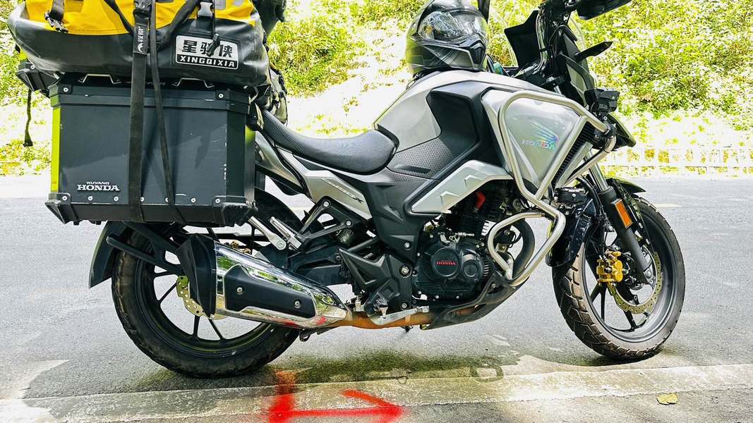 二手五羊本田猛鸷 CB190X