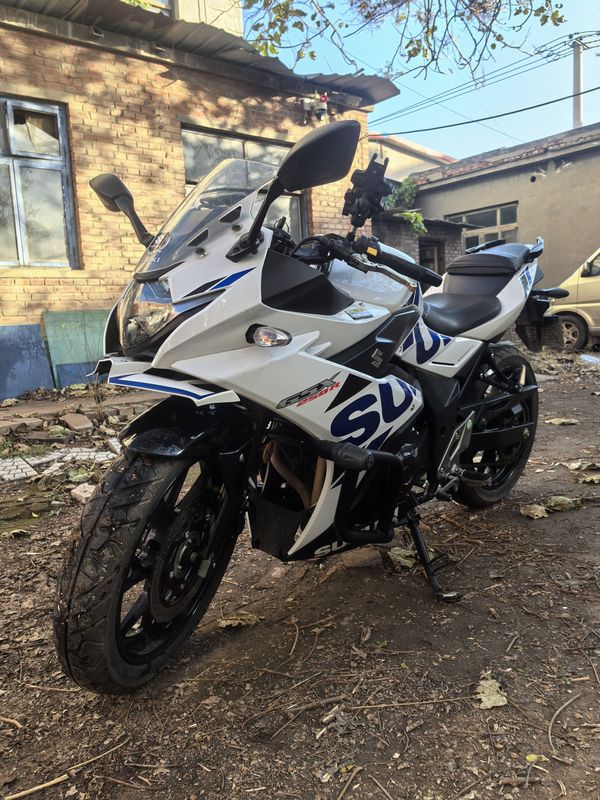 二手豪爵铃木骊驰 GW250