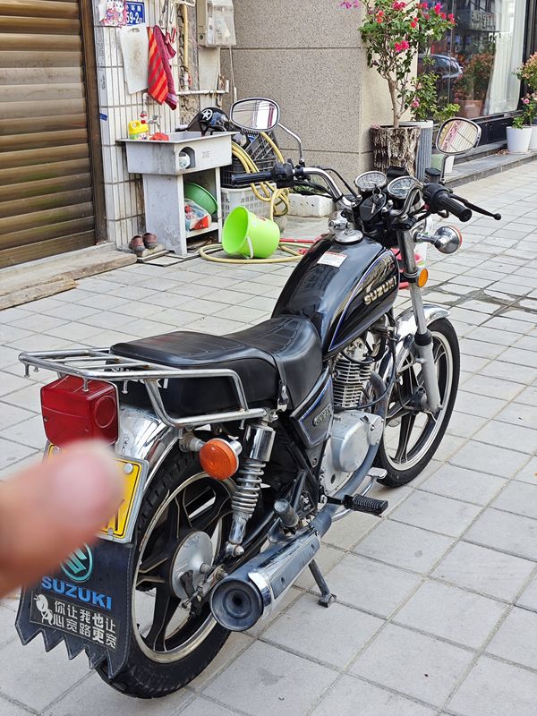 二手豪爵铃木GN125-2F