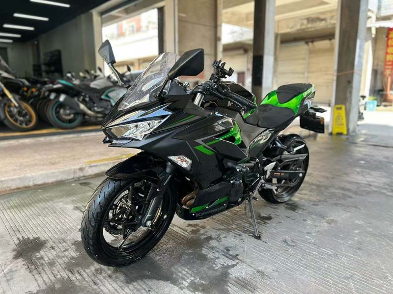二手川崎Ninja 400