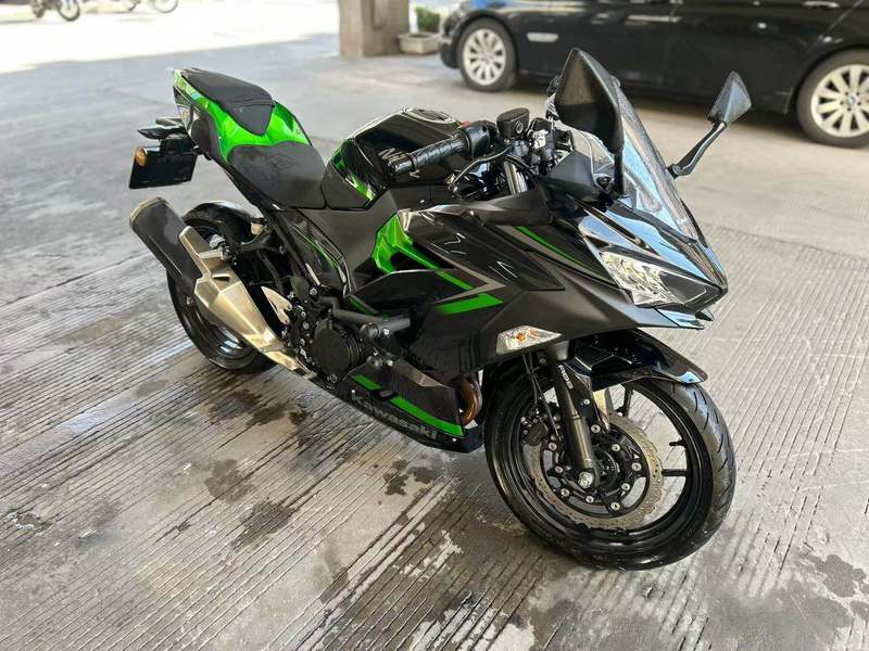 二手川崎Ninja 400