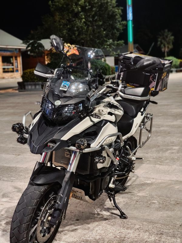 二手贝纳利金鹏 TRK502