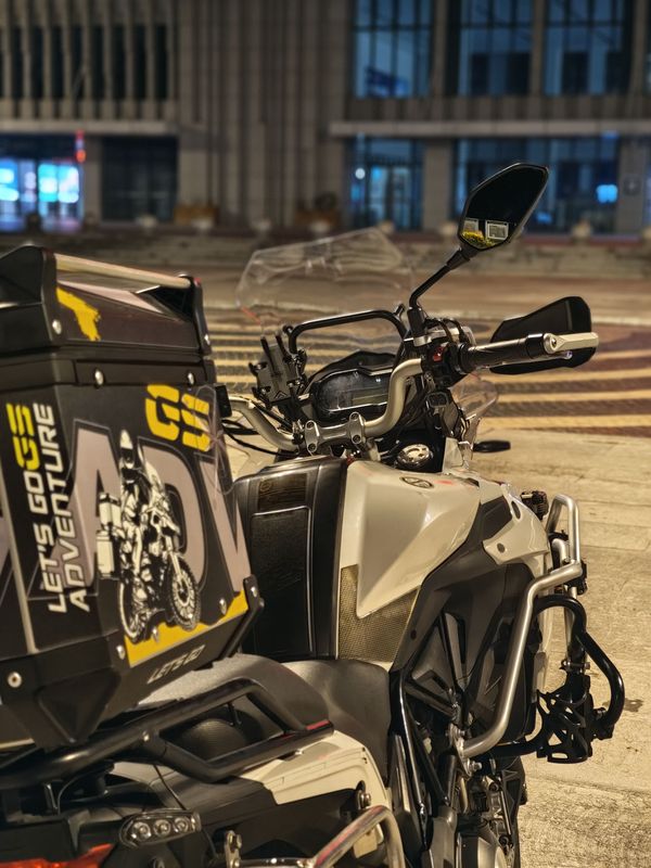 二手贝纳利金鹏 TRK502