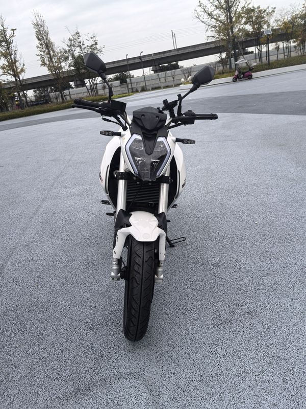 二手贝纳利小迅龙 BN150S