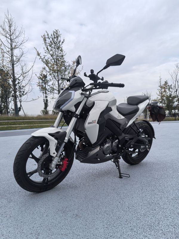 二手贝纳利小迅龙 BN150S