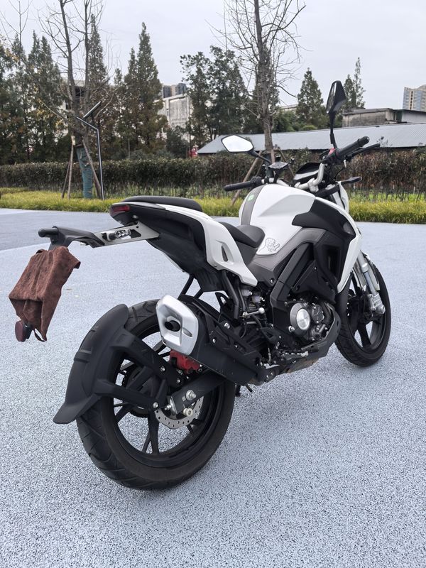 二手贝纳利小迅龙 BN150S