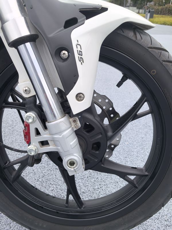 二手贝纳利小迅龙 BN150S