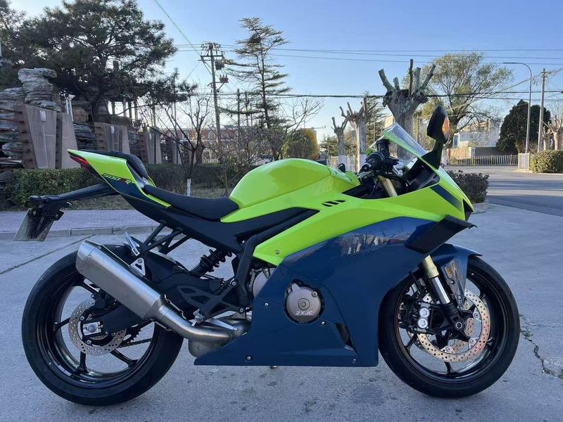 二手张雪机车500RR