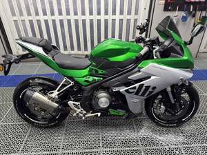 二手贝纳利龙卷风 Tornado 252R