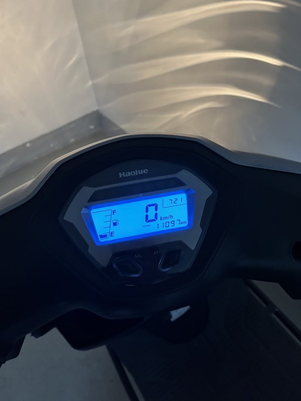 二手豪爵虎鲨VX125