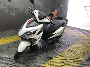 二手新大洲本田裂行 RX125Fi