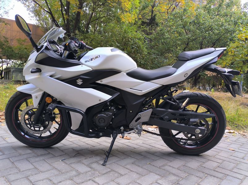 二手豪爵铃木GSX250R