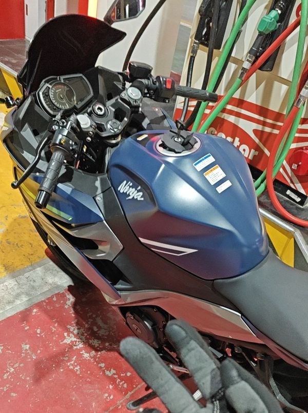 二手川崎Ninja 400