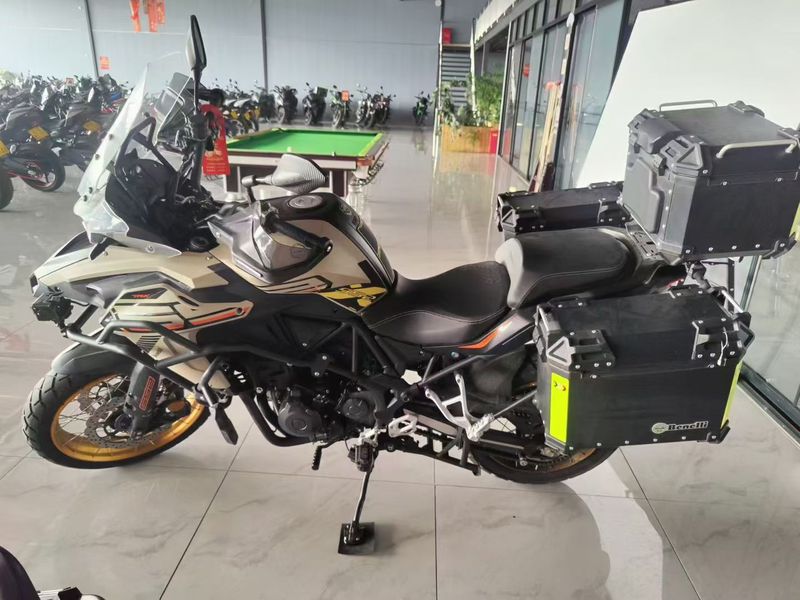 二手贝纳利TRK552