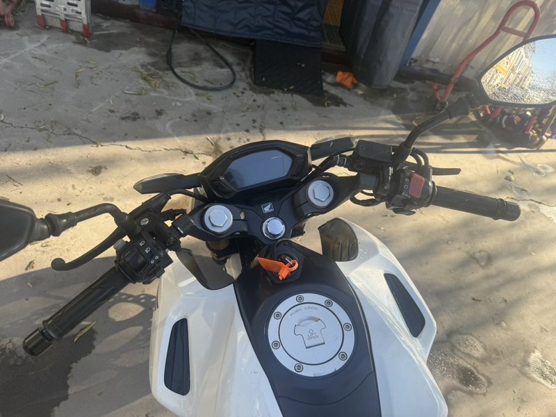 二手五羊本田CB190R 暴锋眼