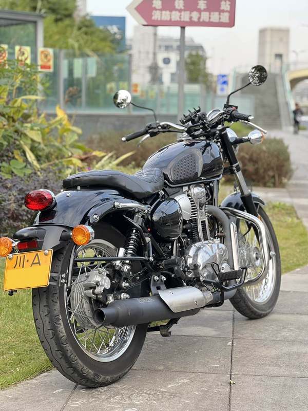 二手贝纳利帝国 imperiale 400