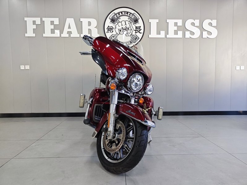 二手哈雷戴维森旗舰滑翔  Limited