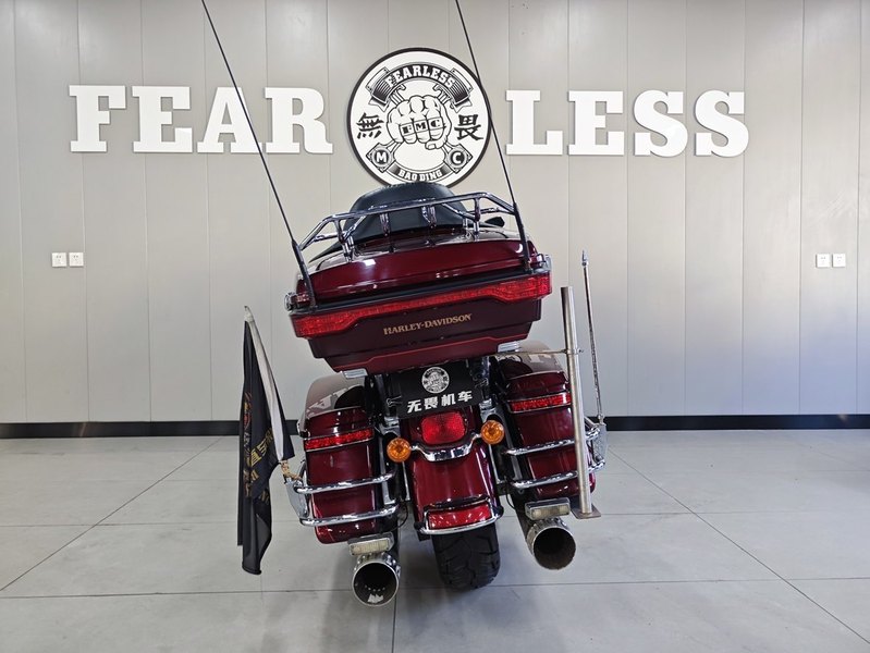 二手哈雷戴维森旗舰滑翔  Limited