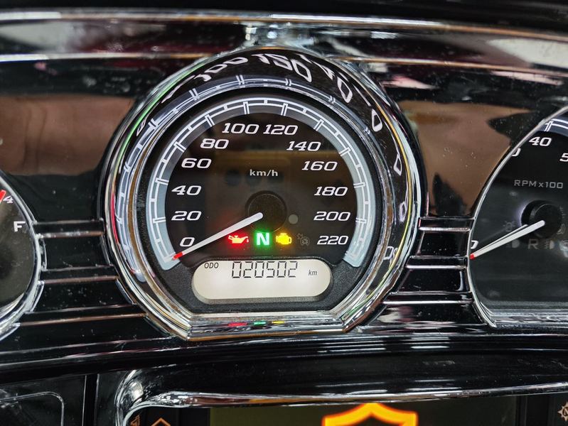 二手哈雷戴维森旗舰滑翔  Limited