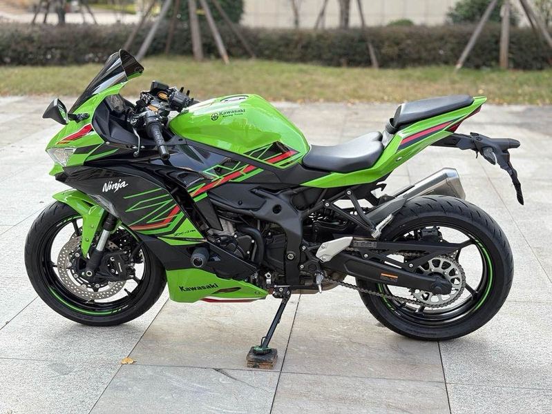 二手川崎ZX-4R
