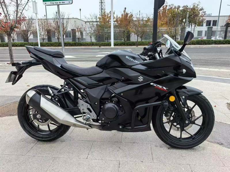 二手豪爵铃木GSX250R