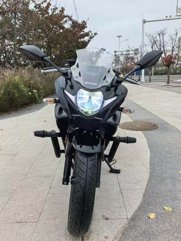 二手豪爵铃木GSX250R