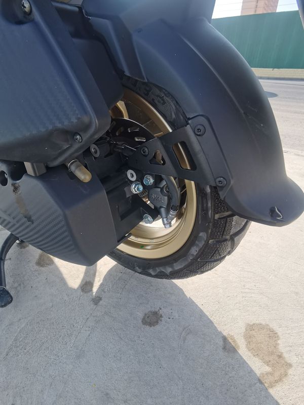 二手三阳哈士奇 Husky ADV150