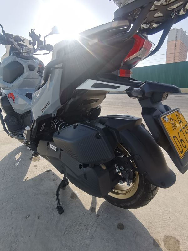 二手三阳哈士奇 Husky ADV150