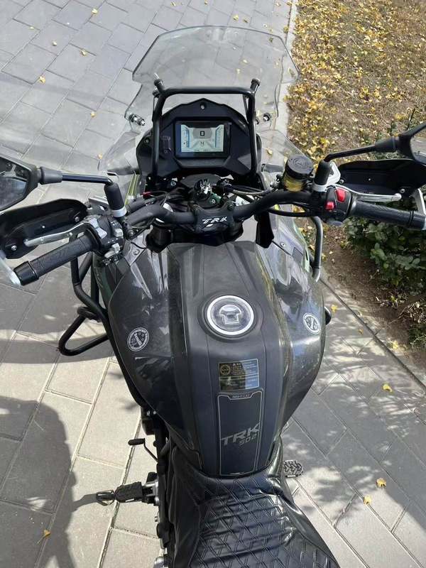 二手贝纳利金鹏 TRK502