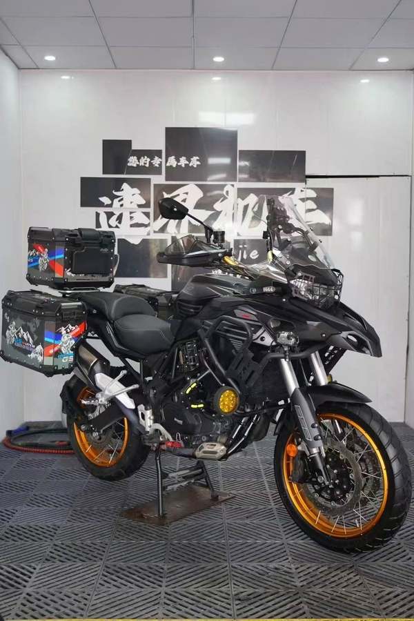 二手贝纳利TRK552