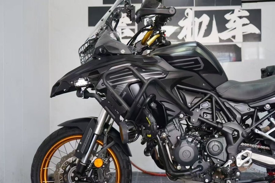 二手贝纳利TRK552