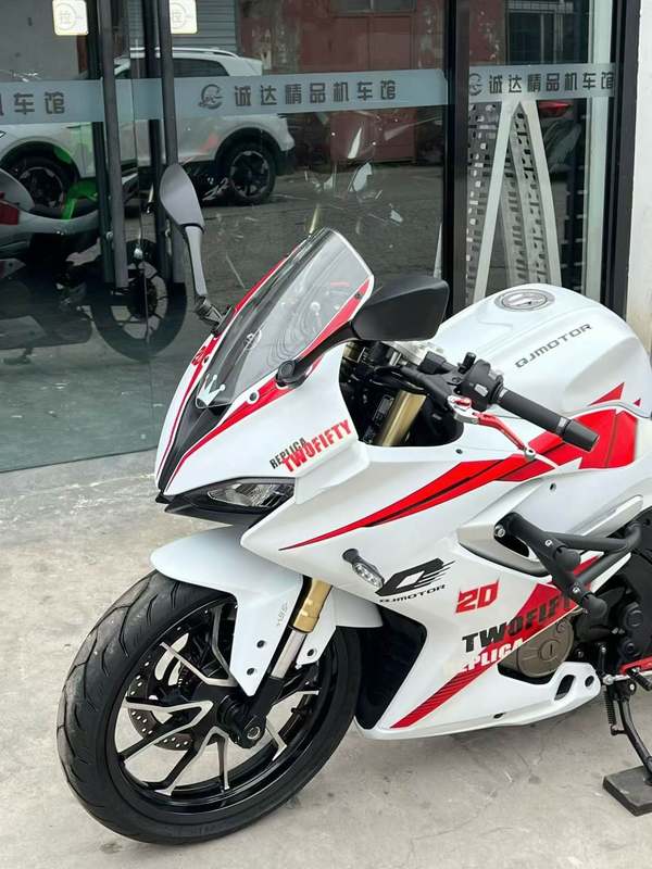 二手QJMOTOR赛250