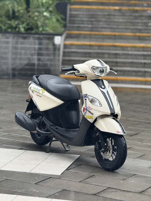 二手建设雅马哈巧格i