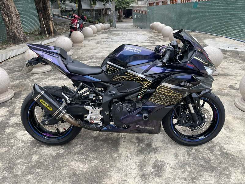 二手川崎ZX-4R