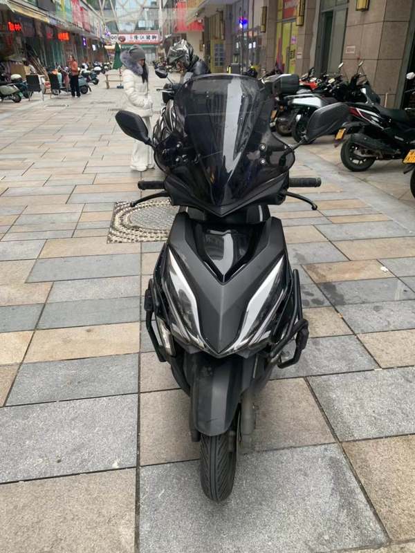 二手新大洲本田裂行 RX125Fi
