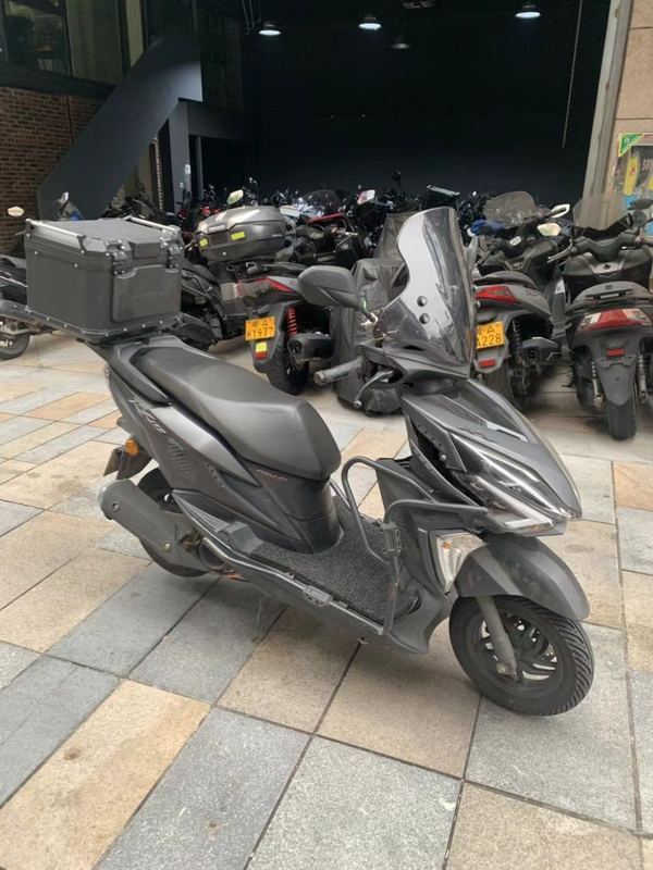 二手新大洲本田裂行 RX125Fi