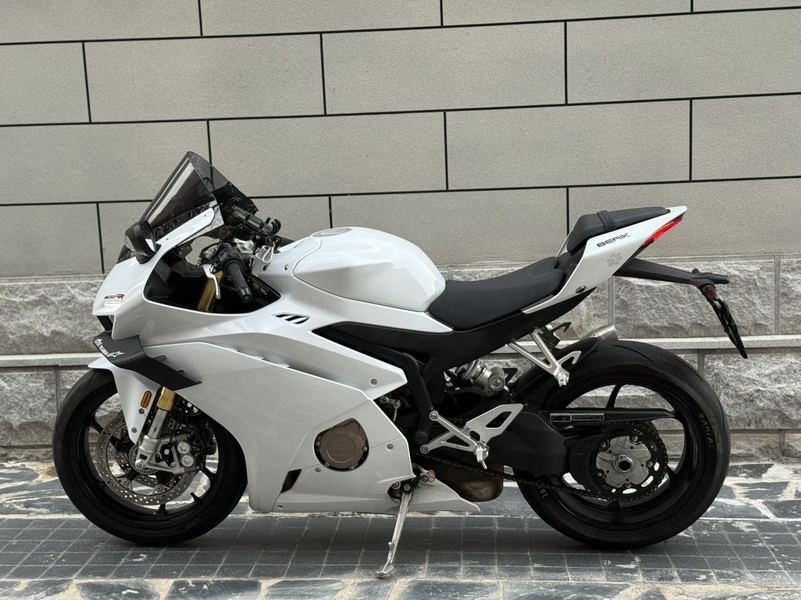 二手张雪机车500RR